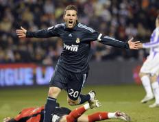 开云体育app-黑铁与黄金，当精密齿轮被一粒原始尘埃卡住