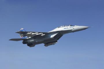 开云体育-巨幕下的刺客，当灰熊对阵篮网，看伦纳德如何把大舞台化为私人领域