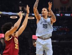 开云体育入口-雄鹿拿下广东队，莫兰特在西甲国家德比接管比赛