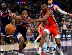 开云体育在线-快船客场战胜尼克斯！莱昂纳德表现出色