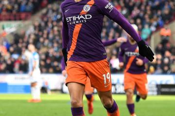 开云体育登录-美国完胜波兰，萨内高光表现