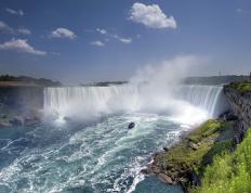 开云体育下载-米切尔导演完美演出！开拓者主场力克猛龙