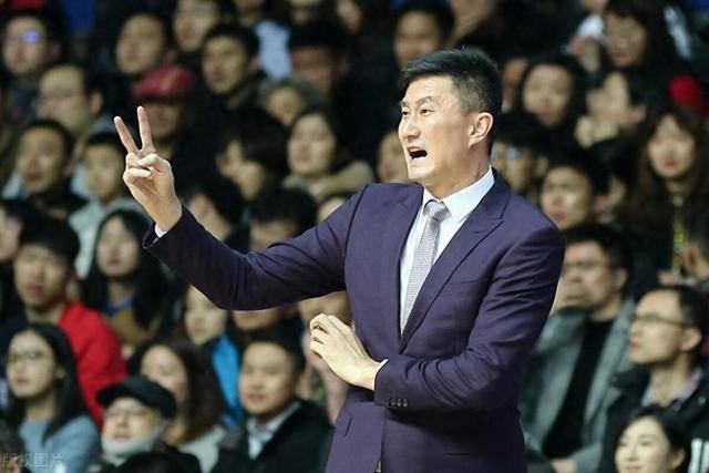 开云体育入口-关于广东宏远队士气高涨，挑战排名第一的对手的信息