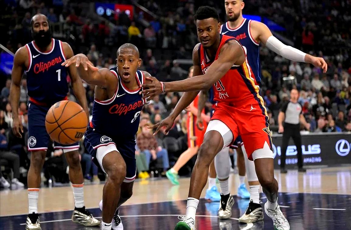 开云体育在线-快船客场战胜尼克斯！莱昂纳德表现出色