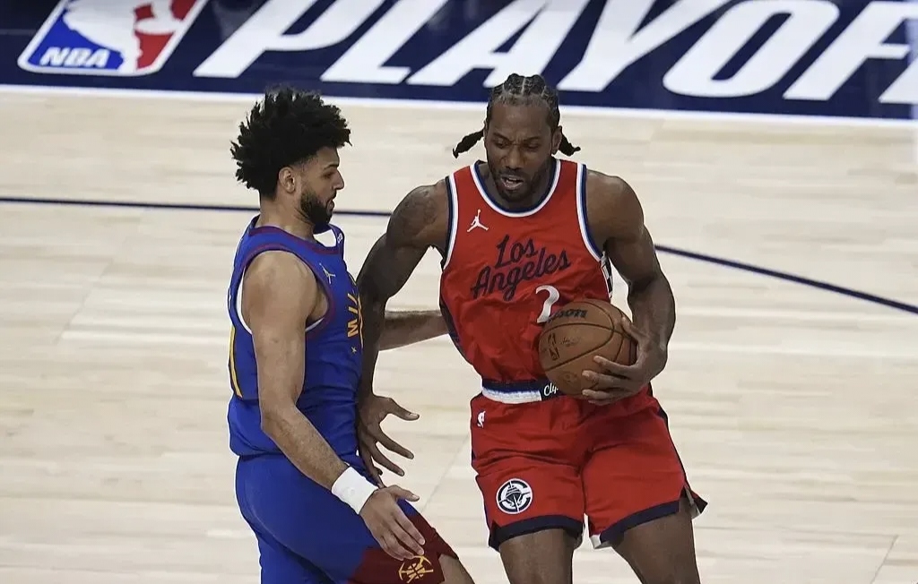 开云体育在线-快船客场战胜尼克斯！莱昂纳德表现出色