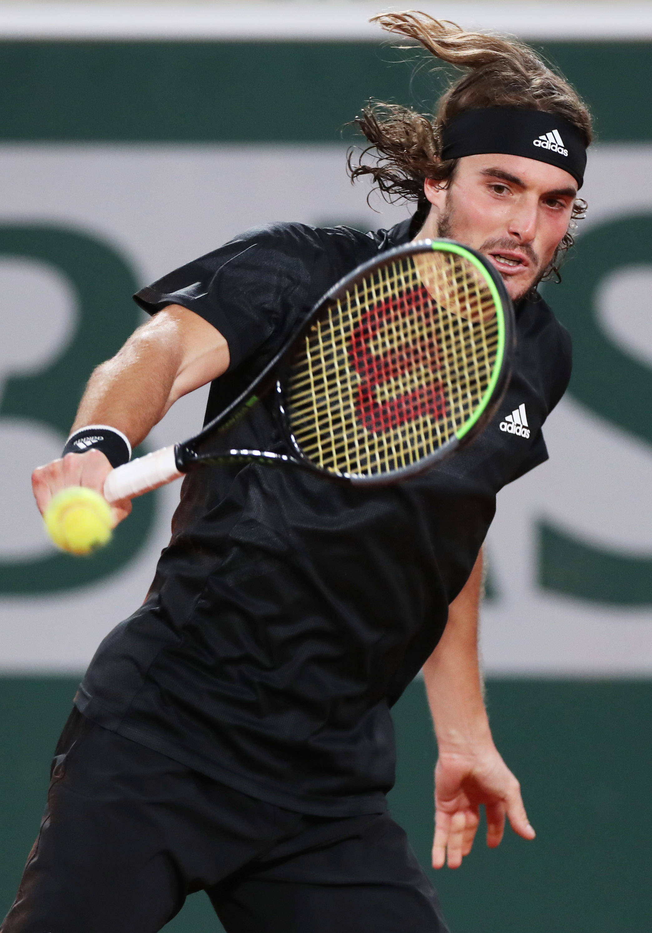 开云体育中国-包含美国网球队绝地反击德国网球队,西西帕斯打破历史纪录的词条