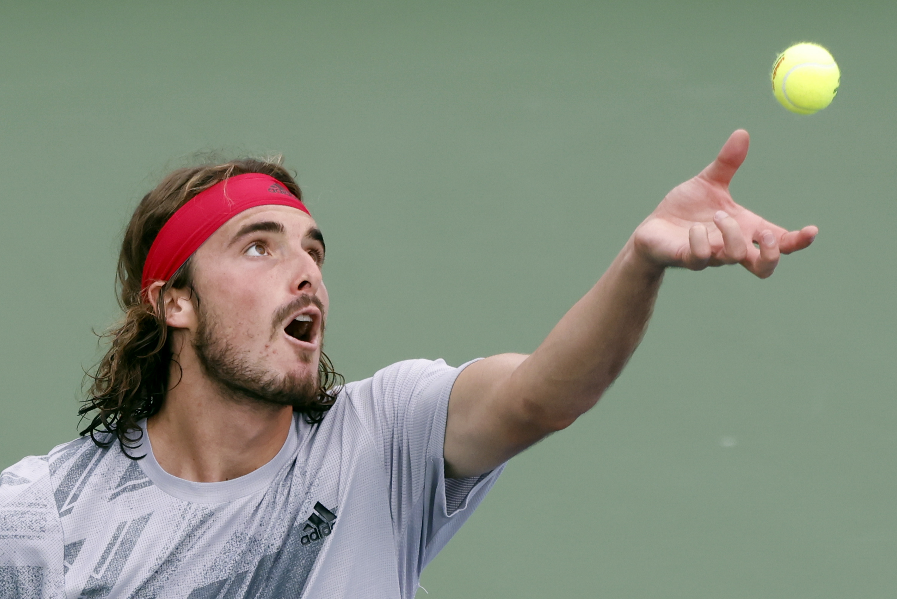 开云体育-美国网球队险胜英国网球队,西西帕斯惊艳世界的简单介绍