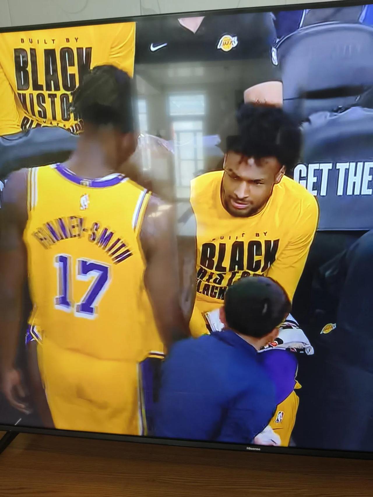 开云体育下载-澳大利亚男篮绝地反击湖人B队,拉塞尔送出助攻