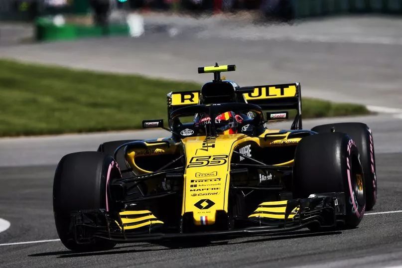 开云体育中国-雷诺车队完胜迈凯伦，汉密尔顿点燃赛场