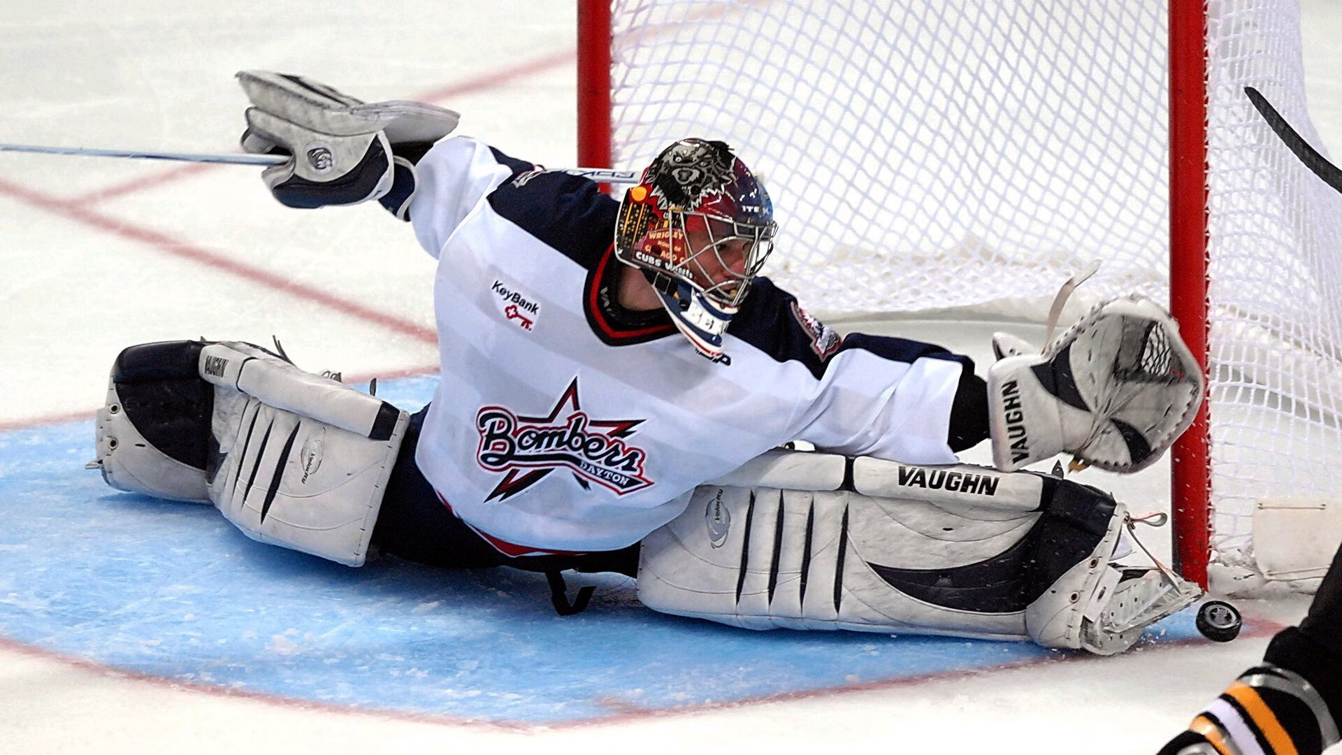 开云体育-乔治狂暴输出难挡辽宁掀翻快船,团队篮球战胜超巨之拳