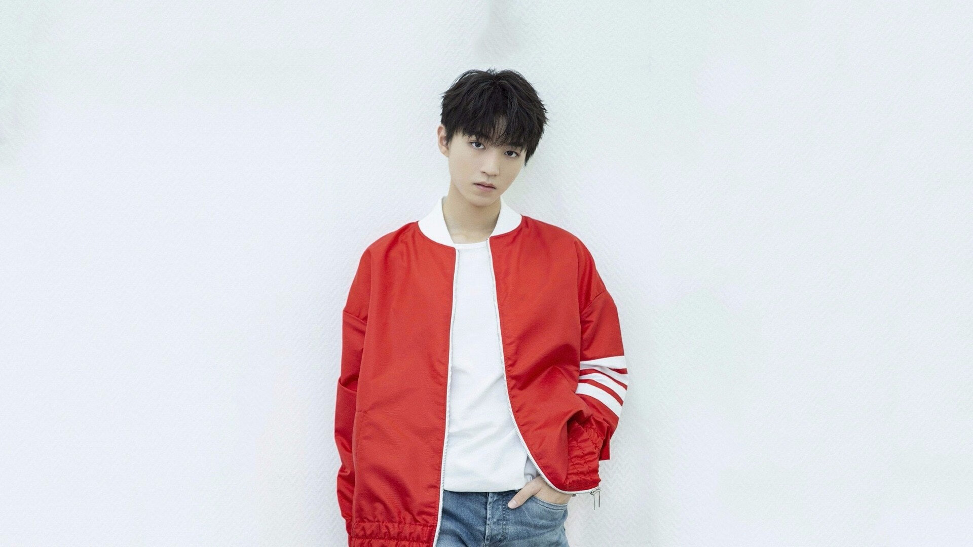 开云体育APP下载-星辰不敌铁壁，当本泽马的璀璨照亮奥地利沉默的碾压