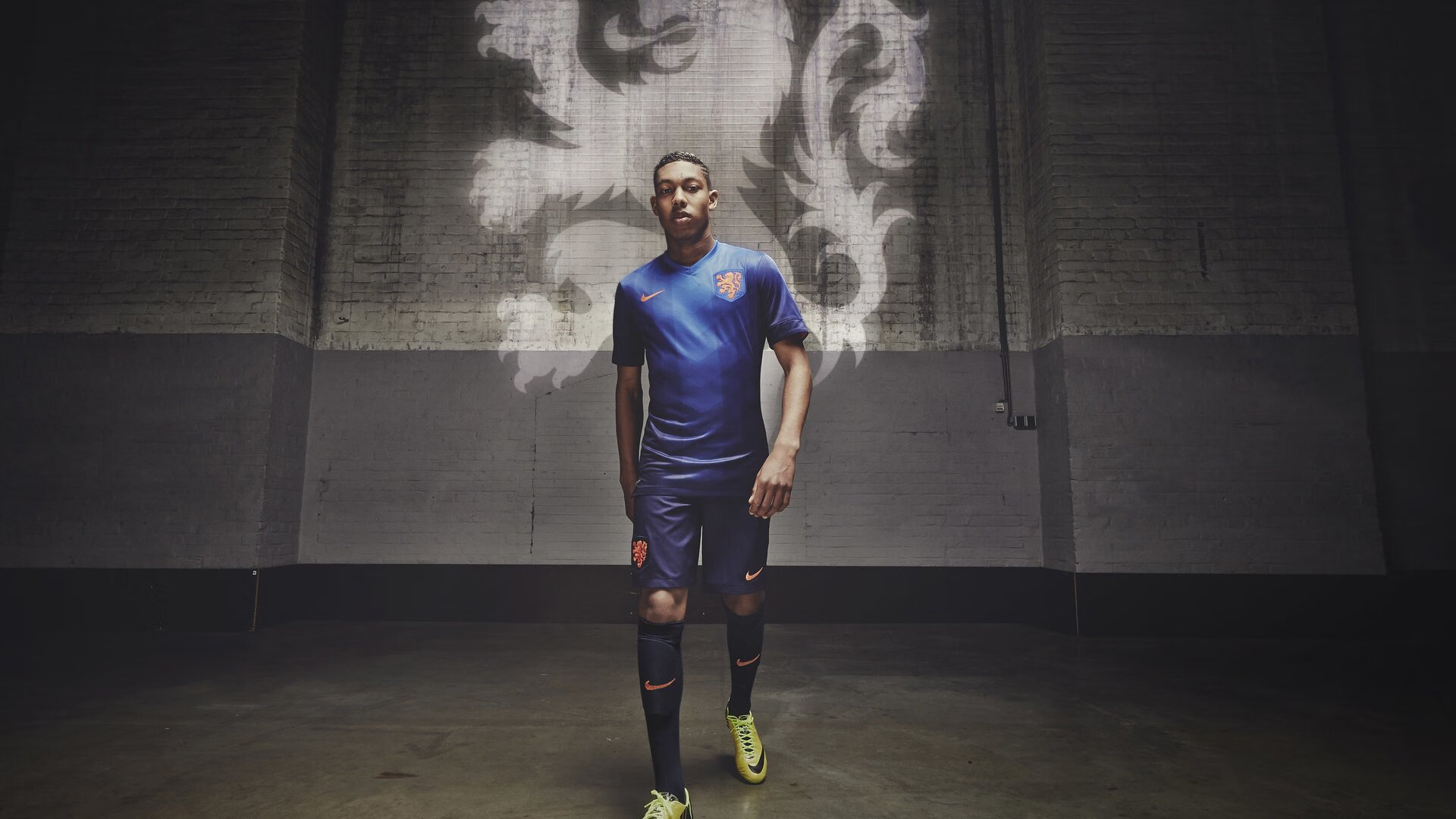 开云体育中国-格鲁吉亚奇迹,克瓦拉茨赫利亚奥运绝杀,那不勒斯意志压哨击碎巴西王朝