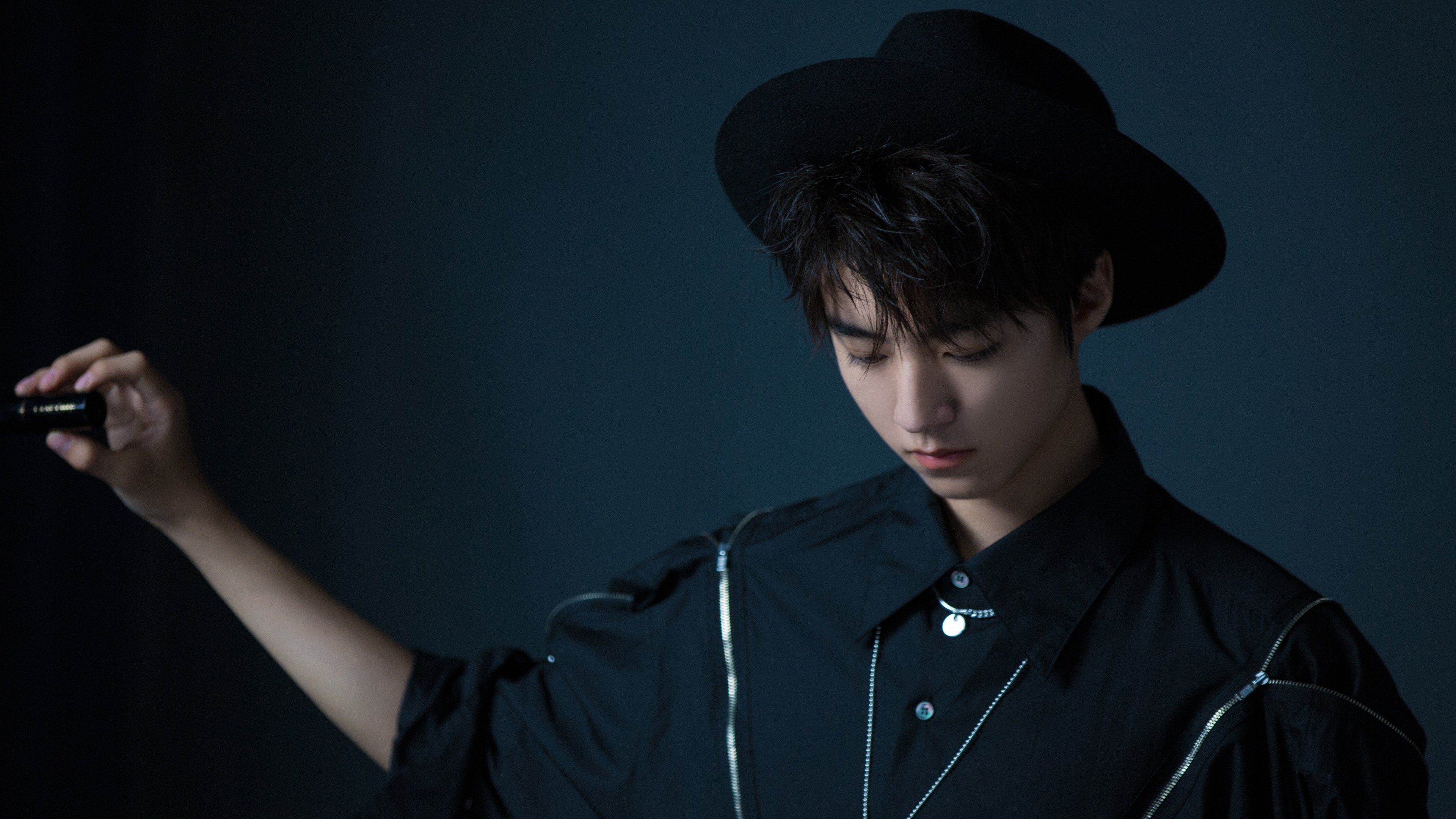 开云体育中国-双子星对决！哈利伯顿狂轰32+7打爆76人，黄蜂铁血防守锁死大帝创赛季最低分