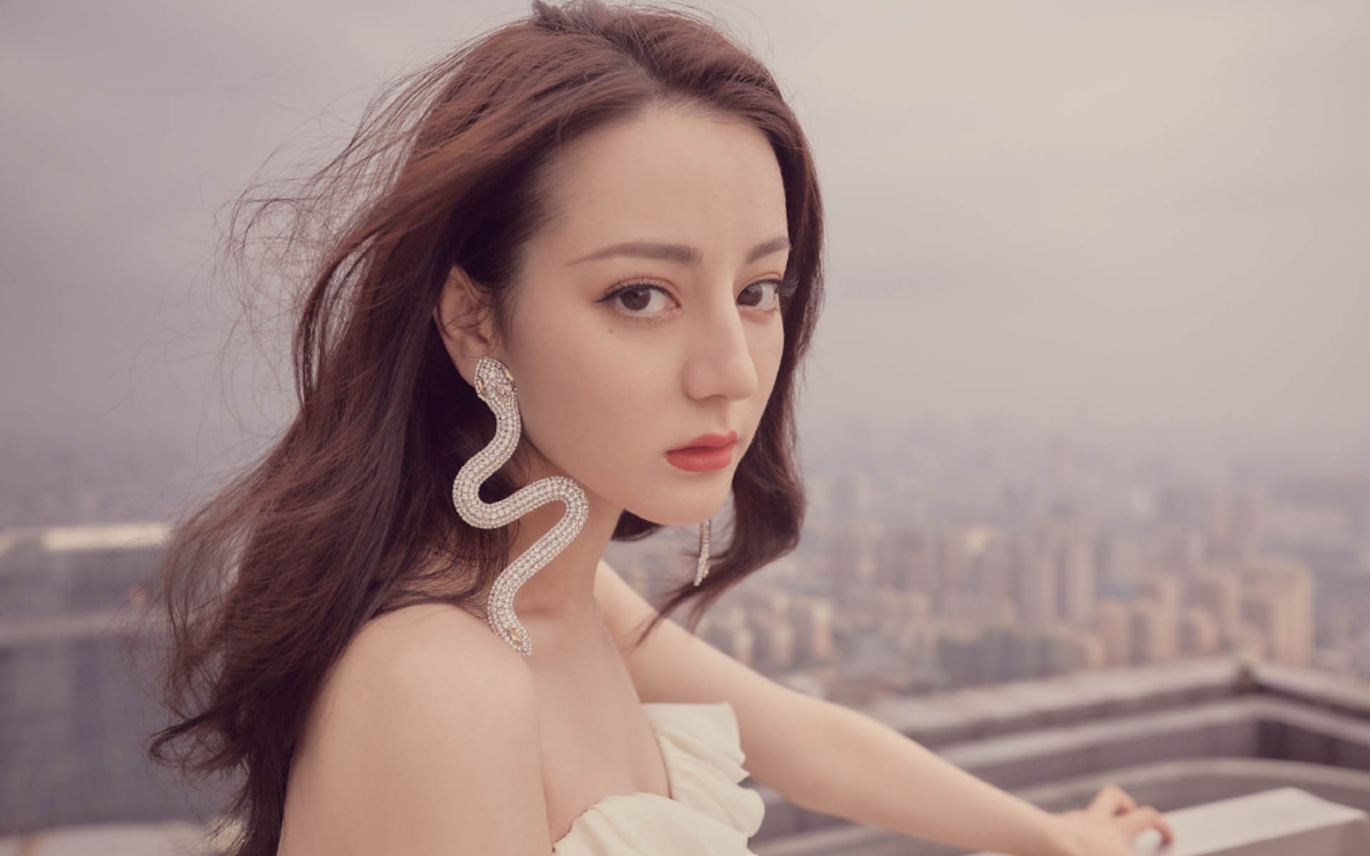 开云体育平台APP-李刚仁一战封神!AC米兰硬仗攻克丹麦堡垒,意甲焦点战彰显王者气质